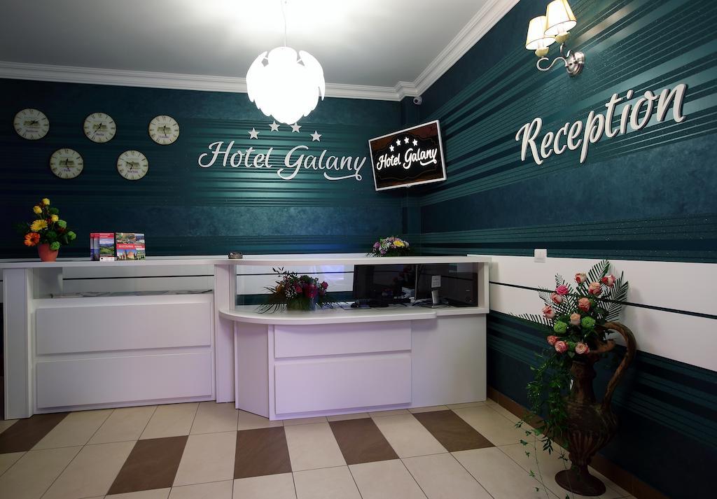 Hotel Galany Rădăuţi Exteriör bild